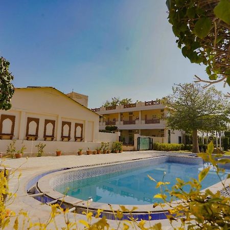 Royal Ocean Resort Jaipur Eksteriør bilde