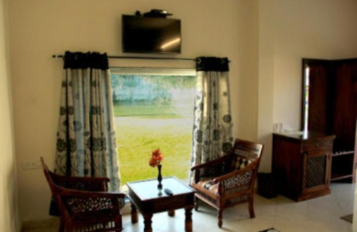 Royal Ocean Resort Jaipur Eksteriør bilde