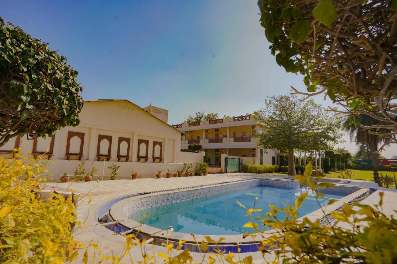 Royal Ocean Resort Jaipur Eksteriør bilde