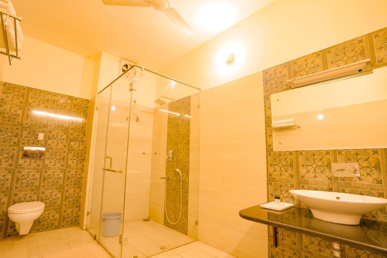 Royal Ocean Resort Jaipur Eksteriør bilde