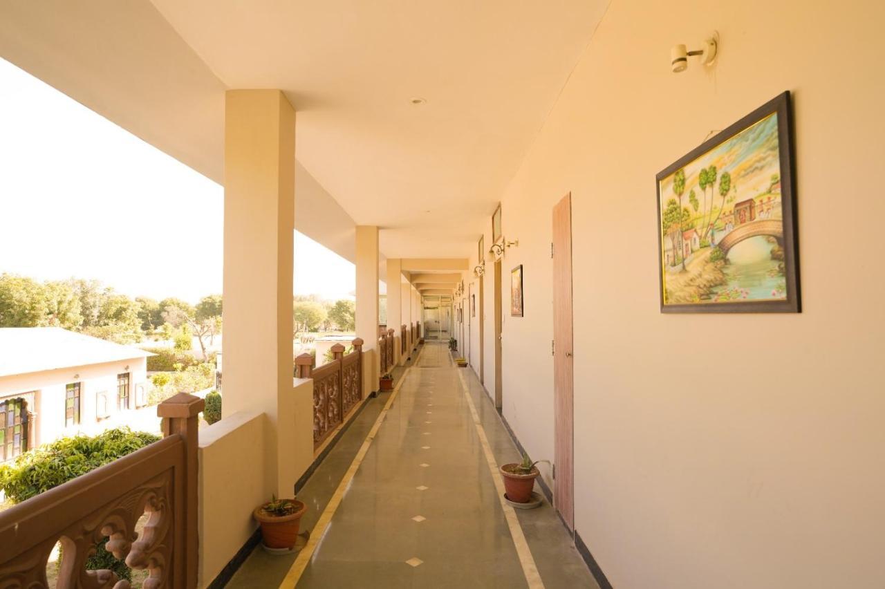 Royal Ocean Resort Jaipur Eksteriør bilde