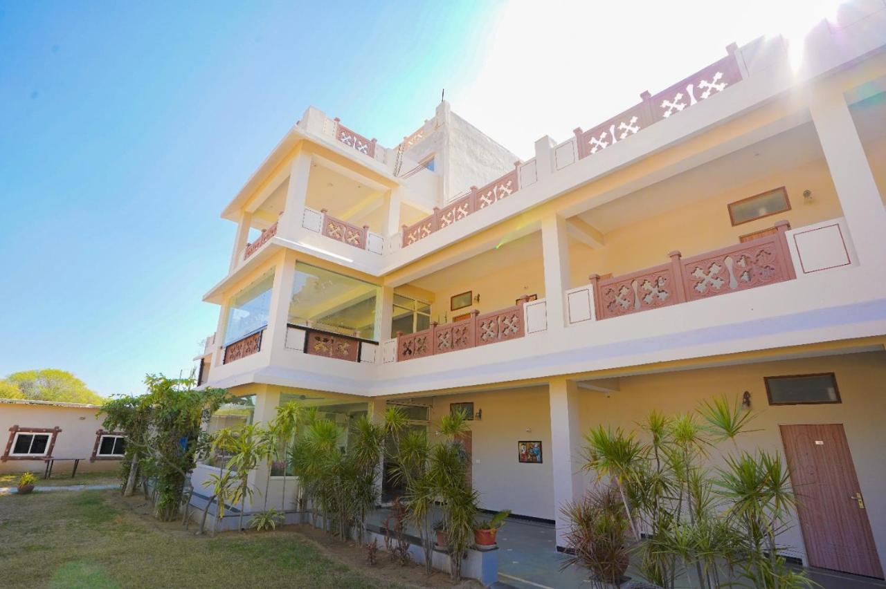 Royal Ocean Resort Jaipur Eksteriør bilde