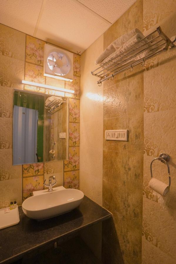 Royal Ocean Resort Jaipur Eksteriør bilde