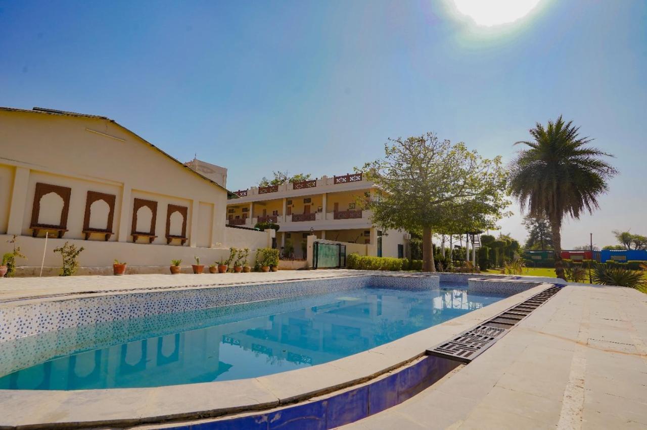 Royal Ocean Resort Jaipur Eksteriør bilde