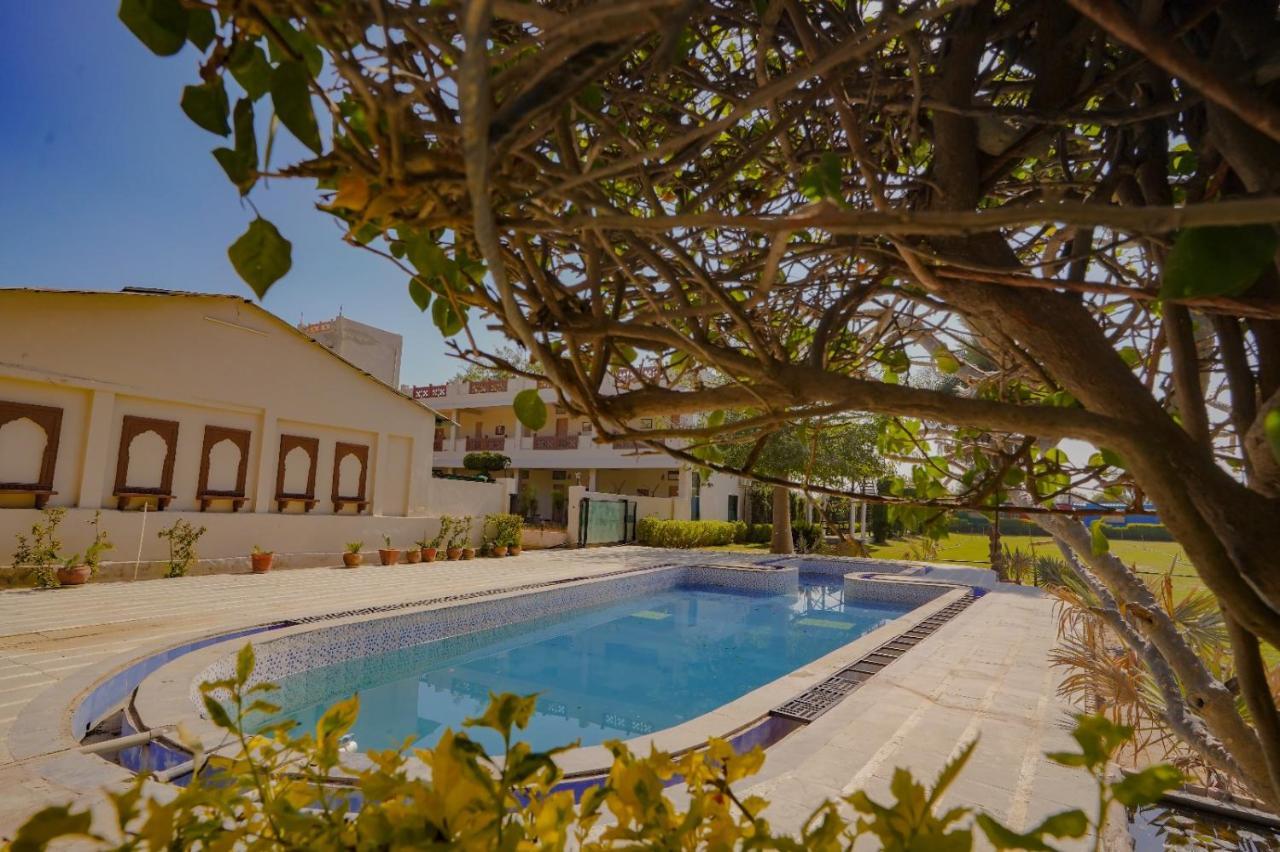 Royal Ocean Resort Jaipur Eksteriør bilde